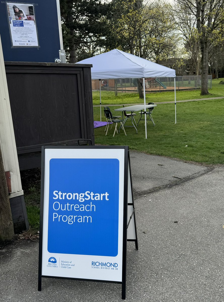 Today was our first @sd38ELCC StrongStart outreach at Blundell elementary 🙌 Families with children 0-5 are welcome to start their day with play on Wednesday mornings with us. Our StrongStart programs offer FREE indoor & outdoor play, ECE led circle time & snacks! #sd38learn
