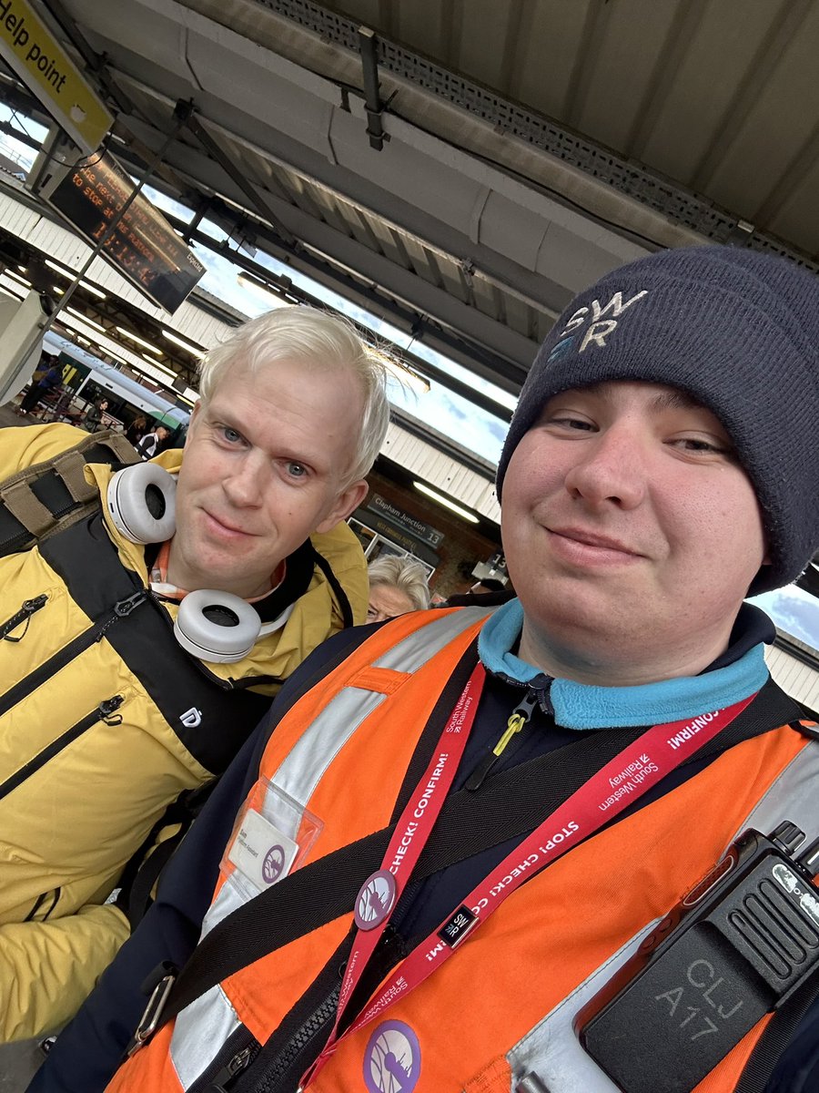 Whilst on shift, I had @robertwhitejoke ask me a question. For anyone who doesn’t know, Robert was on BGT and came 2nd in 2018! I did ask for a selfie! He’s a talented and inspiring individual!