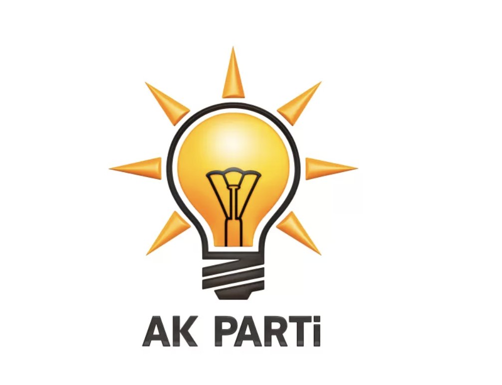 AK Parti'deki özeleştirinin isimler üzerinden ve kelle isteyerek yapılmasını yanlış buluyorum. Bu aksayan tarafın tespitini ve geniş çaplı bir çözüm sürecinin ortaya konmasını da engelliyor. Özeleştiri AK Parti'de kendisine alan bulmaya çalışan "halktan kopuk zihniyet" merkezli