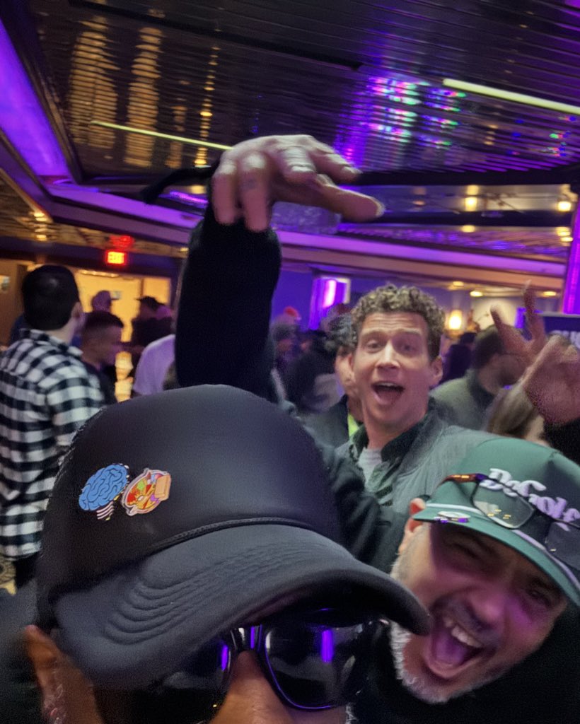 Degens just do degen things! 😎 Doxx your mom

<a href="/MagicEden/">Magic Eden 🪄</a> NFT NYC Yacht party 

I’m always around 

IYKYK