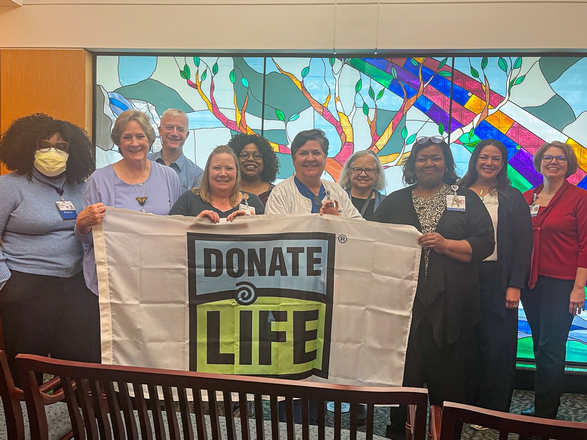 Today in our chapel, we held a short ceremony in honor of #DonateLifeMonth, and the more than 100,000 people who are waiting for a lifesaving transplant nationally. 💚💙💚 Register to become a life-saving organ donor: donateife.net/register/