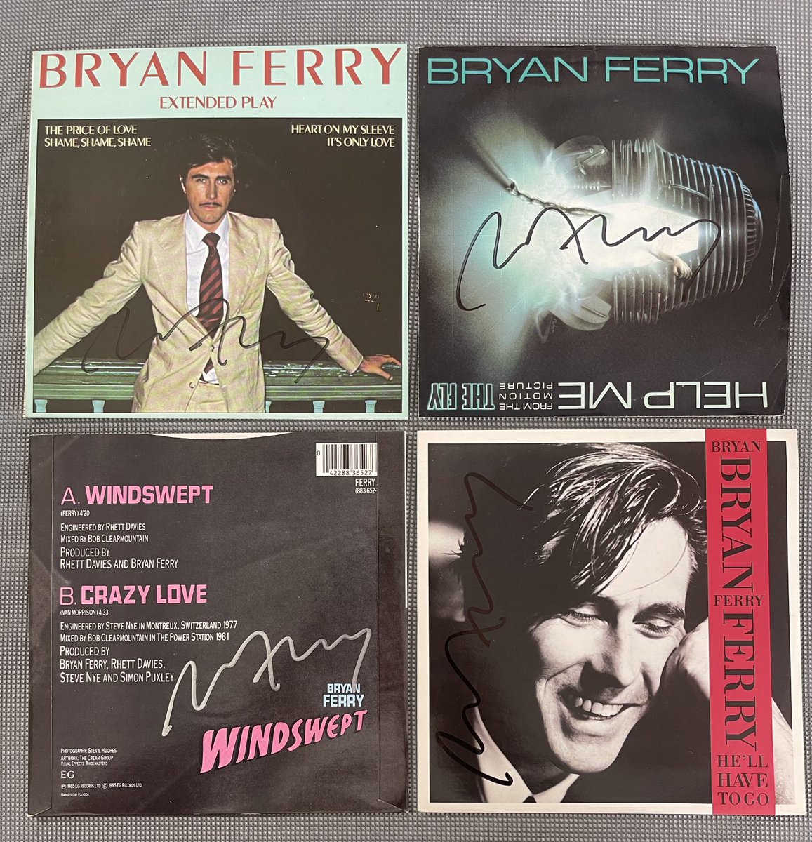 Few more Bryan Ferry signed 7”s from my archive. 

#BryanFerry #RoxyMusic ⁦@bryanferry⁩ ⁦@roxymusic⁩