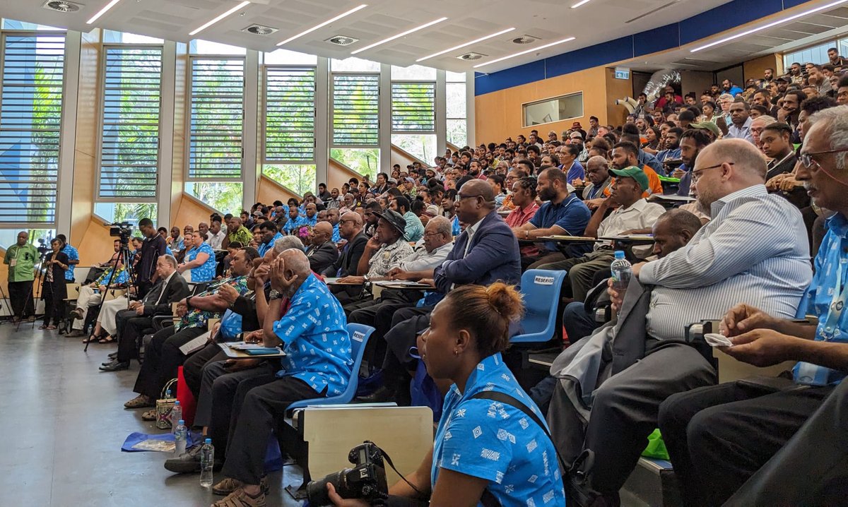 📢 The call for papers and panels for the 2024 PNG Update is now open! The Update will take place on 21-22 August at the University of PNG. The theme is “Securing a stable environment for growth and development”. Details ➡️ devpolicy.crawford.anu.edu.au/png-update #AusPNGPartnership @AusHCPNG