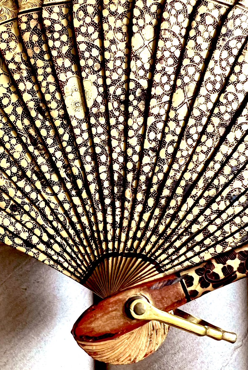 A Day of Discovery it Was ! The Very Best of #Japanese Lacquer-work Fans - #Auction Soon at CatoCrane 5Counties .. @Audefledis @heswallmagazine @shrewsmorris @japantimes @thesaleroom @HausOfLacquer @BestOfMcr @grapevinebrum @wchc_nhs @chestertweetsuk @AlicePulvers @WestKirbyToday