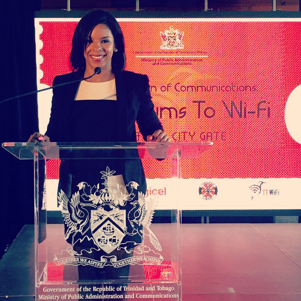 samanthajbest's tweet image. 🎤 Spotlight Moments &amp;amp; Protocol Mastery 🌟 Navigating the grand stage of official state functions in Trinidad and Tobago 🇹🇹 has taught me the art of making every event shine. #EventMaster #ProtocolPerfection #StateFunctionSecrets #Protocol #host #emcee #masterofceremonies