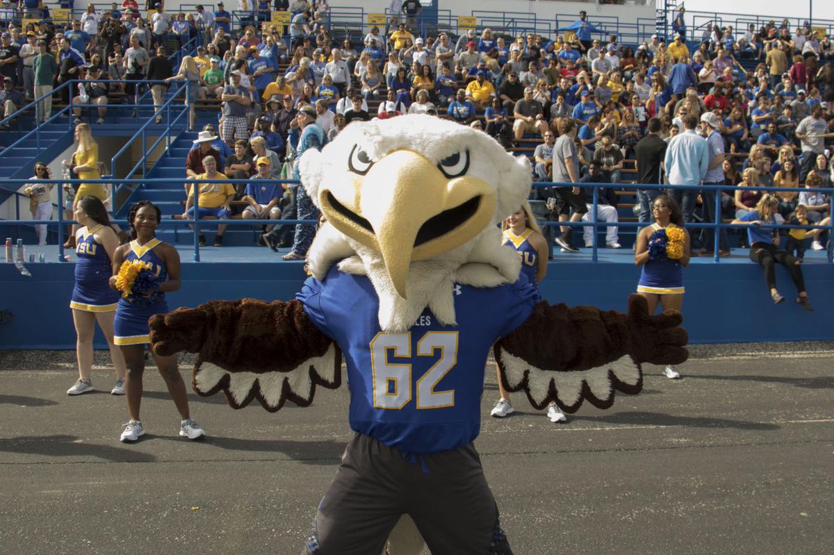 After a great talk with @CoachAmoako & @CoachWoodmanMSU I’m blessed to receive an offer from Morehead State University #SkoEagles #AGTG #LLF