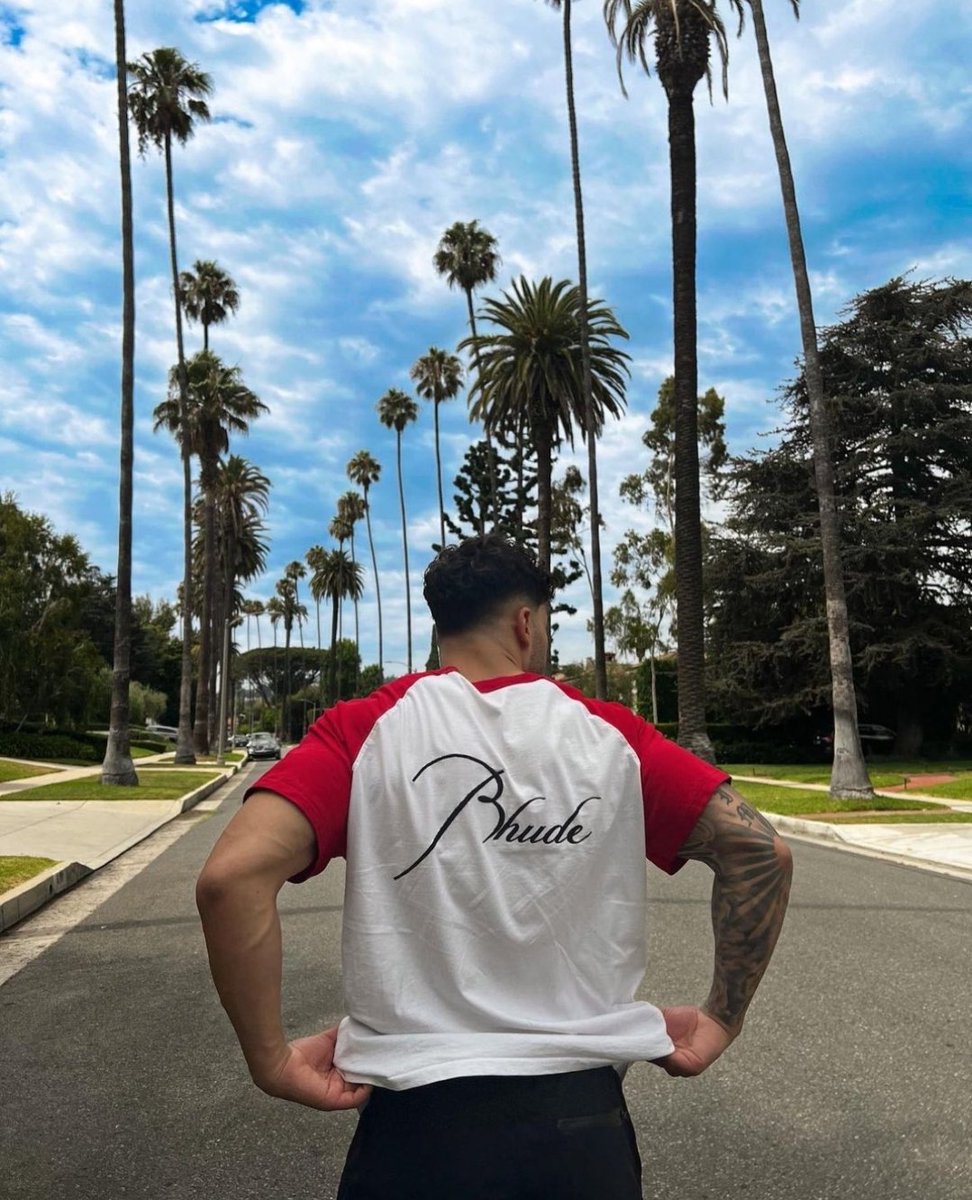 ًsylr.* tweet media