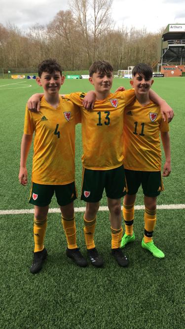Congratulations to our @CfonTownAcademy players, Will, Guto and Jack who also played in the 2011 @FAWales regional North v South game today. Great experience for the boys. Well done. #development