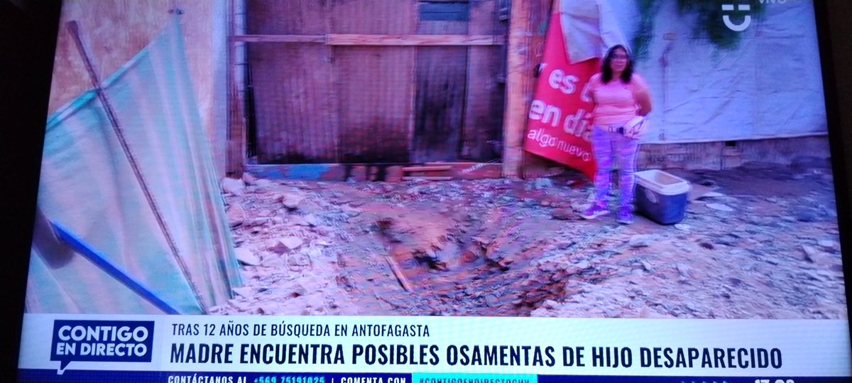 Verónica lleva 12 AÑOS BUSCANDO A SU HIJO tras salir con un amigo en Antofagasta. NADIE, la ha ayudado y ELLA SE CONSIGUIÓ un Geo radar que usó en el domicilio al que fue su hijo y ELLA ENCONTRÓ OSAMENTAS que podrían ser de su hijo. Aún no tiene ayuda de Fiscalía. Chile culiao