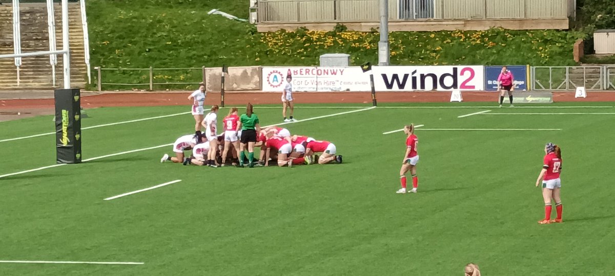 CYMRU (Wales) squad 🏴󠁧󠁢󠁷󠁬󠁳󠁿 @HiltonGarden up next in the women's U18 Six Nations player welfare project. Diolch @WelshRugbyUnion and @SiwanLillicrap