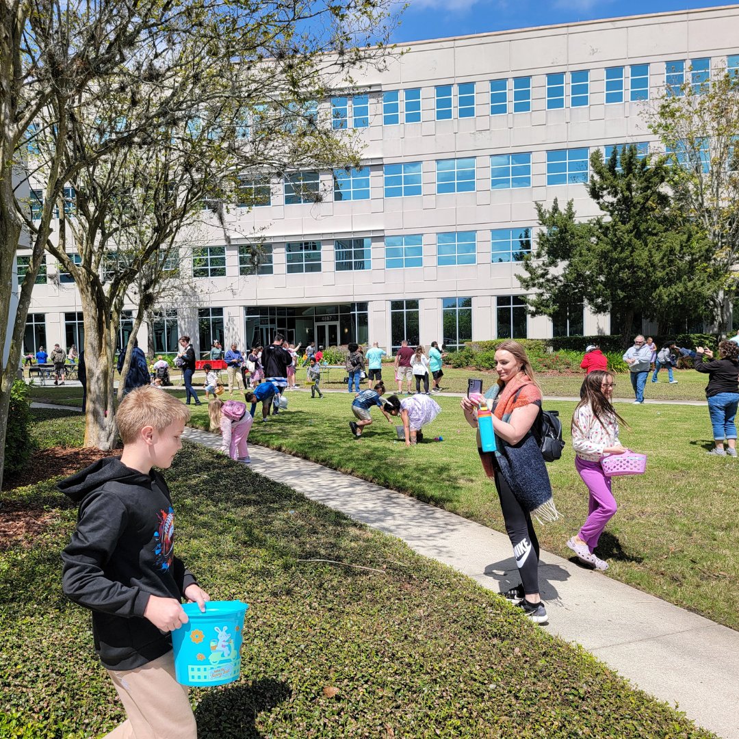 Jacksonville, FL warriors and their families gathered for some springtime fun! 🐣 🌷 Kids enjoyed an egg hunt, decorating, and other activities for their annual Spring Egg-stravaganza! Warriors can find family-friendly connection events by checking The Post email newsletter!