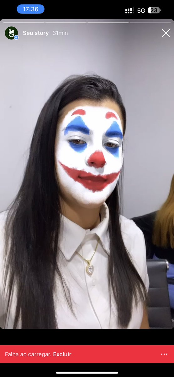 geuniformes's tweet photo. WhatsApp fora do ar, eu tentando postar um comunicado no insta  que também está fora do ar… Vlww Tio Zuck 🤡 https://t.co/OjfvRU8oQR