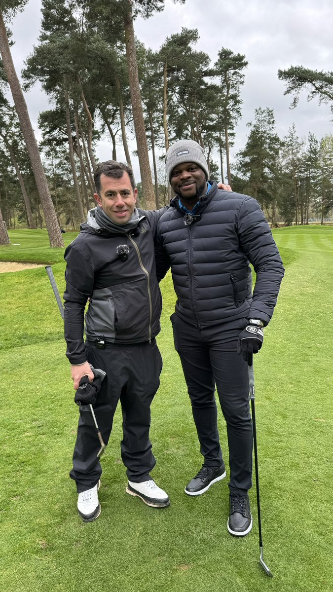 An honour to give Marlon Harewood his 1st ever golf lesson today @WoburnGC ! Great footballer in his day and a really great guy.