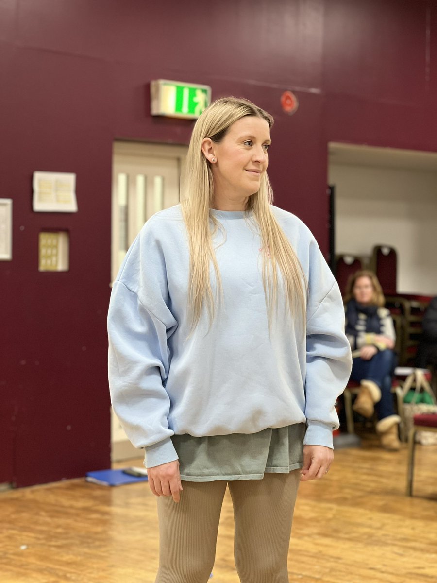 We’re in to our final week of rehearsals before our concert next week. It’s sounding truly  incredible - you’re in for an absolute theatrical treat!

🗓️ 12th-13th April
📍Burnley Mechanics Theatre
🎟️ linktr.ee/burnleylightop…

#Burnley #BLOS #MusicalTheatre #Concert #LocalTheatre