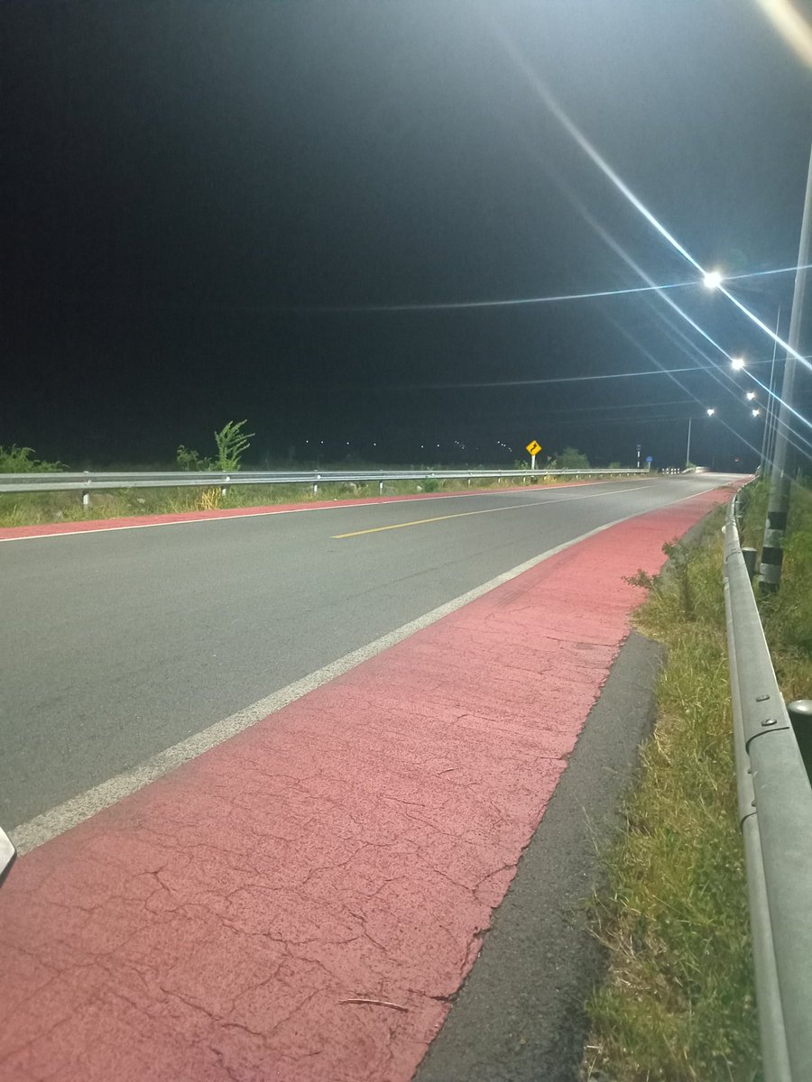 StreeBollRun's tweet photo. ป่านนี้แล้วฉันก็นอนไม่หลับ!!!😂
#ลพบุรี https://t.co/utp9fIM3OZ