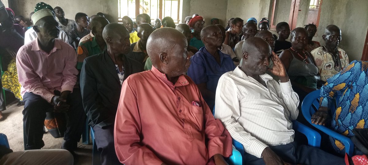 ENZAMA ERNEST (@ernestenzama) on Twitter photo Uganda's Constitution vests power in the citizens who have a duty to chose their leaders and decide how they should be governed. Today, citizens in Anyiribu were privileged to get civic education with support from WECISNET & UNNGOF, and facilitated by <a href="/ErnestEnzama/">ENZAMA ERNEST</a> ED MACCO Uganda's Constitution vests power in the citizens who have a duty to chose their leaders and decide how they should be governed. Today, citizens in Anyiribu were privileged to get civic education with support from WECISNET & UNNGOF, and facilitated by <a href="/ErnestEnzama/">ENZAMA ERNEST</a> ED MACCO