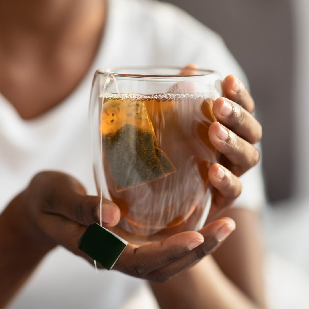 BluePacFlavors's tweet image. ☕️ From the ancient #tea fields of China to your corner cafe, this popular beverage has been poured around the world for millennia. Today, tea #beveragedevelopment is influenced by a diverse, global blend of time-honored traditions. 🌍

Learn more ➡️
bluepacificflavors.com/tea-beverage-d…