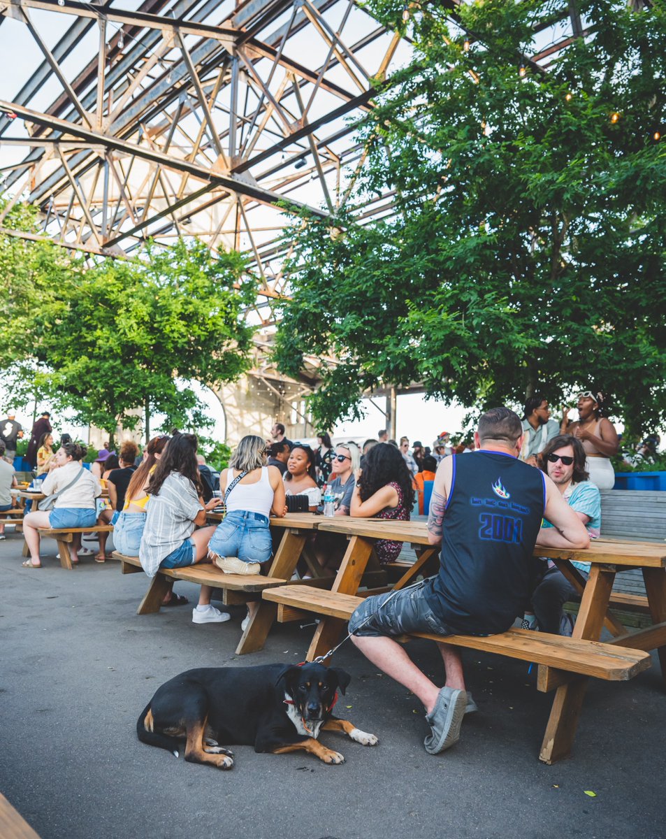Spring Hours! Spend a little extra time at the Pier, in the Garden, enjoying an exhibition, visiting our pop-up bar, or munching on tasty bites (concession hours vary). See you soon! bit.ly/2ML0tGp #MyPhillyWaterfront #CherryStreetPier