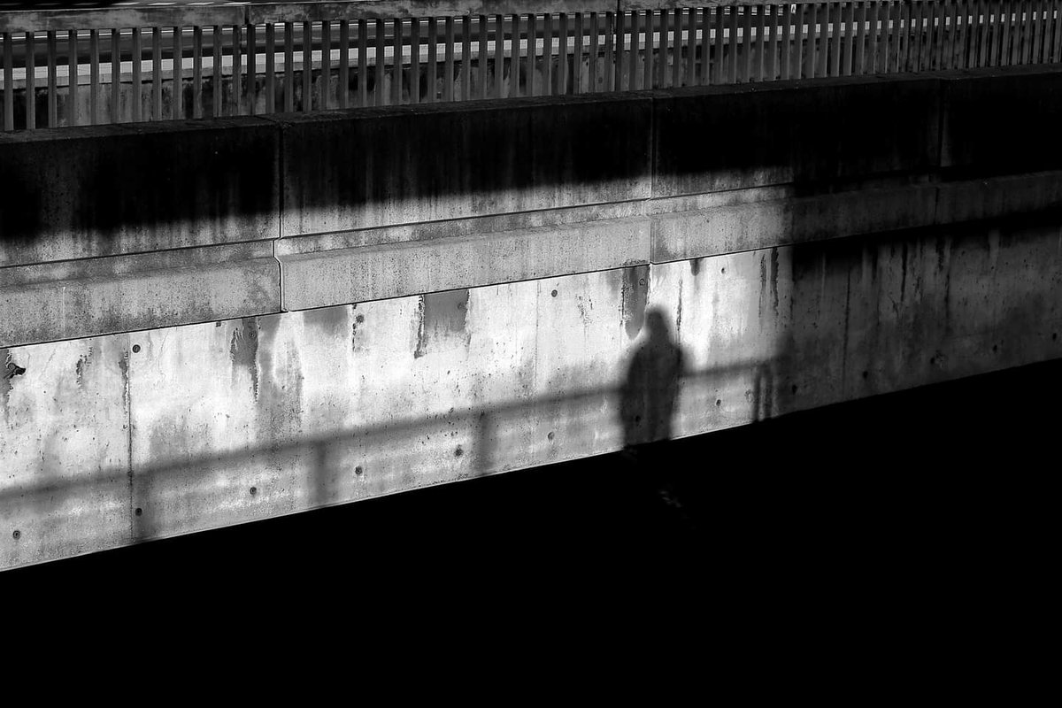 Against the railling #streetphotography #street #blackandwhite #Paris #pascalcolin #canon #50mm