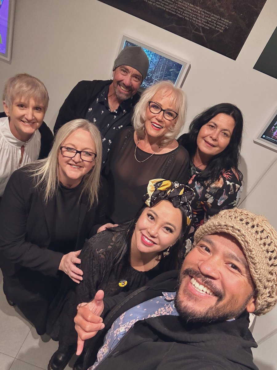RachelSTWood's tweet photo. @NFT_AOTEAROA is now open! 

Massive thank you to the team who pull all this together and to @DomBakerArtist who is stuck at home sick but still our guiding guardian angel who made this happen! 

@debc_nz @sarahc_eth @LittleArtPhotag @wendyhannahXX @planarsurface 

Jutta Gallery 
104 Charlton St 1E Front, New York