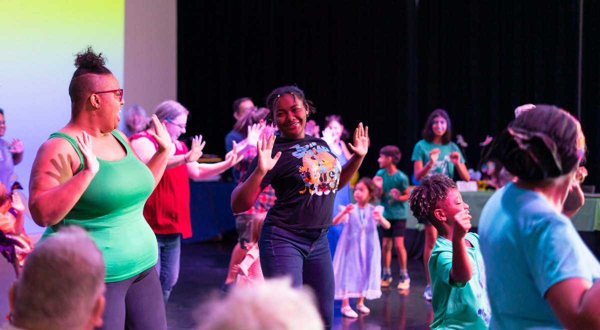Celebrate the end of the ten-week Alloy School journey! Our Showcase and Let’s Move! Family Dance Party is this Sat., April 6, 10am-12pm. 🎉 bit.ly/3VMnSec #pittsburgh #thingstodo #familyfriendly #kids #dance