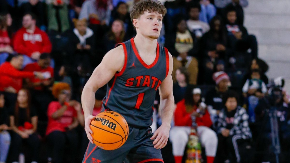 CBB Transfer Portal Spotlight Sam Martin 6’0” 180 Guard Valdosta State (D2) 1 Year of Eligibility Remaining Career Per 40 (99 Games): 📊 7 PTS, 4 AST, 3 REB, 1 STL, 34 3P% 📶 23 Career Starts, 233 Career Points 🎥 youtu.be/A49_To8hKGg?si #TP4PT #TransferPortal