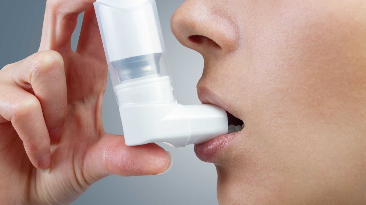 White House Karine Jean-Pierre: - 27 M Americans have #asthma - It costs $5 to make an inhaler; uninsured pay up to $600 - the @FTC & @FDA attacked 'false patents' So now, 3 of the 4 'largest inhaler manufacturers announced they will cap the cost...at 35 bucks per month.'