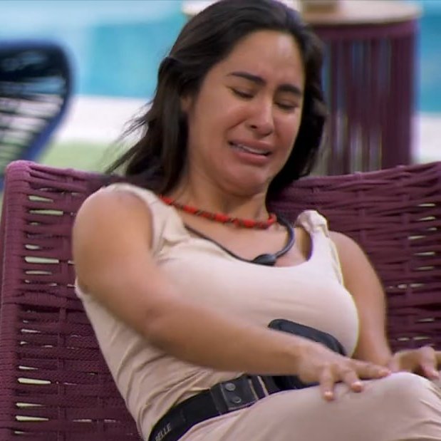 Após conversar com Davi, Isabelle ficou no jardim chorando e ele foi pro quarto. O arrombado depois de quase explodir a mente da mina, foi dormir tranquilamente. #BBB24