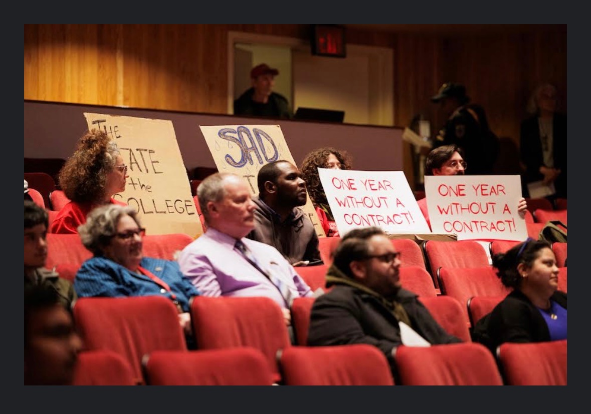 psc_qc's tweet photo. Thank you to Paul Frangipane for taking these photographs during yesterday’s Sad “State of the College” At Queens College, CUNY!
#AgainstAusterity #CareNotCuts #FixCUNY #FundCUNY #InvestInCUNY #APeoplesCUNY #Red4HigherEd @PSC_CUNY https://t.co/XEPuPVWYhN