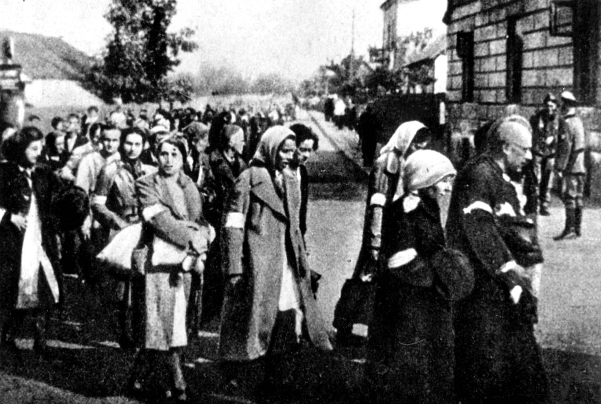 Prior to their deportation, Jews were ordered to gather and bring with them only a few possessions. Loaded into trains without water or food, they were sealed in the cars for days until arriving at the German nazi camps. Many perished before arrival. 📷 Rzeszow, occupied Poland.