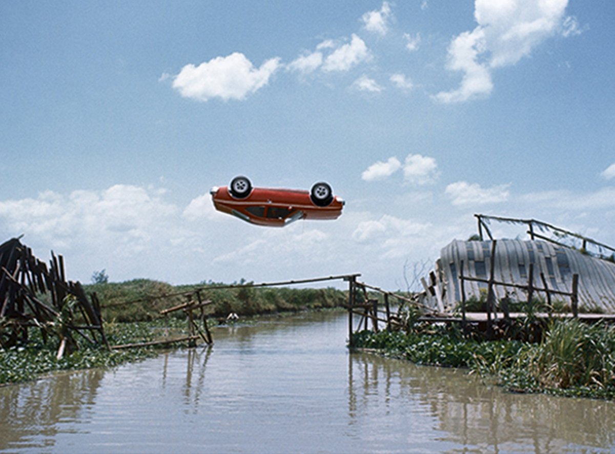 IntlSpyMuseum's tweet image. Pictured above is a AMC Hornet X Hatchback from the 1974 film, The Man With The Golden Gun. 

See this car and submarines, motorcycles, and more from the Q Branch at the #BondInMotion Exhibition.

Get tickets at spymuseum.org

@007 | 007.com