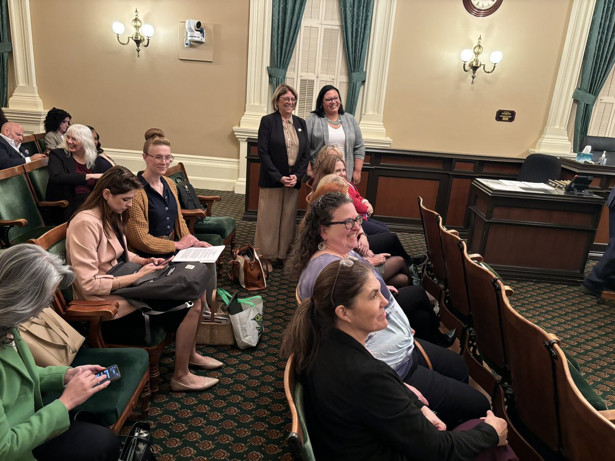 “During this time of teacher shortage, trying to figure out how to recruit & retain #teachers 🍎 the time is NOW to provide teachers with the dignity to be able to build their families without the added stress of sacrificing sick days & lower pay!” CTA’s @Erika78Jones re: #ab2901