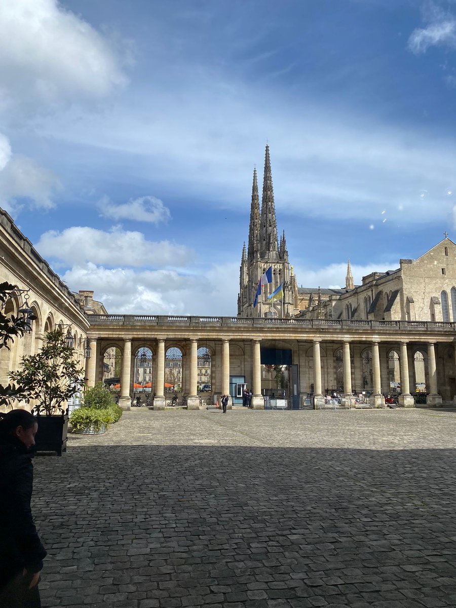 DrMrani's tweet image. #IRGO - Institut de Recherche en Gestion des Organisations #ADERSE 
@univbordeau
#hackathon #RSE #ADERSE
Bravo aux étudiants, aux intervenants et à l&apos;ensemble des participants à cette première journée !
@trebucqbx
@PierreHurmic