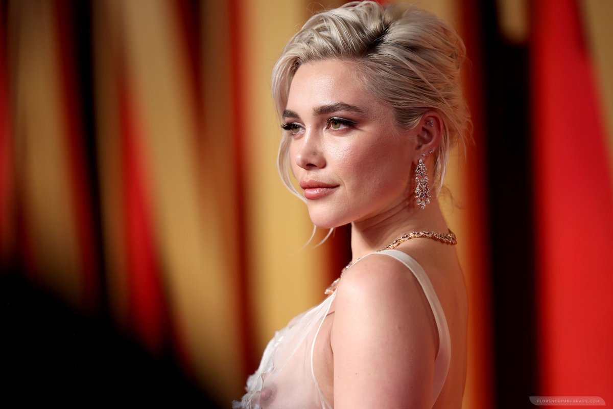 Florence Pugh at the 2024 Vanity Fair Oscars Party (March 10th 2024).