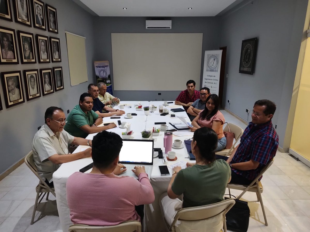 CICcancun's tweet photo. En reunión de trabajo del XVIII CONSEJO DIRECTIVO del Colegio de Ingenieros de Cancún, A.C.

#ciccancun #ingenierosciviles https://t.co/YrEijCW0OD