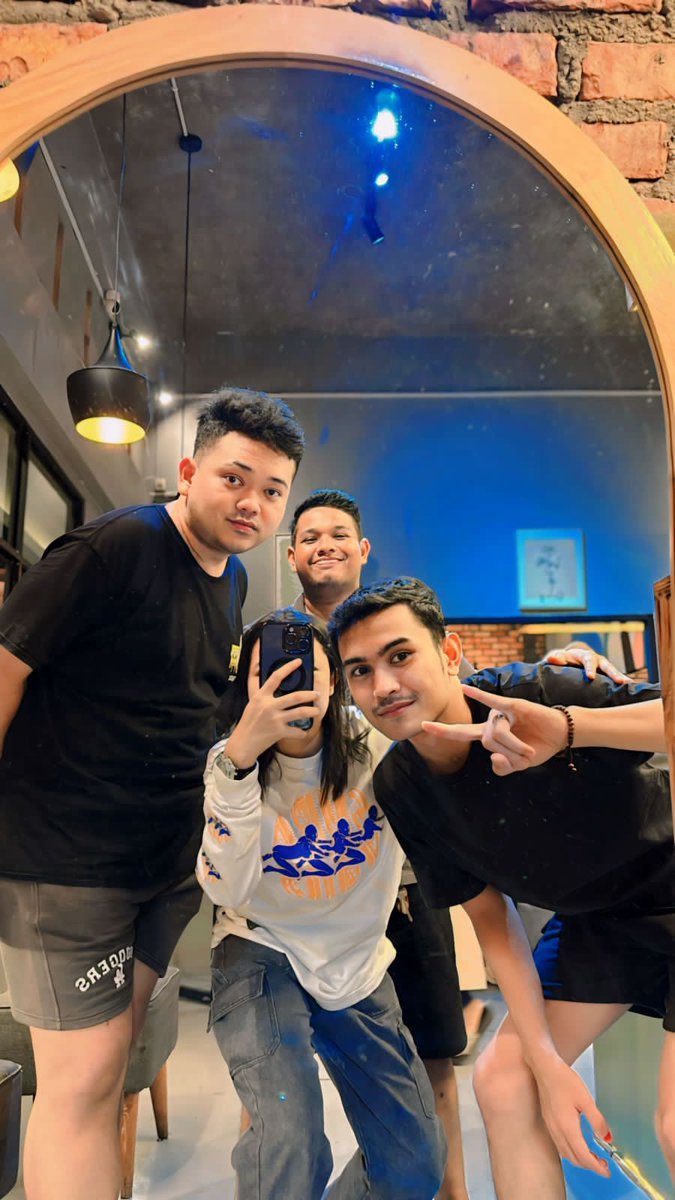 heykindut's tweet photo. 😍 https://t.co/tsbPahlQqH
