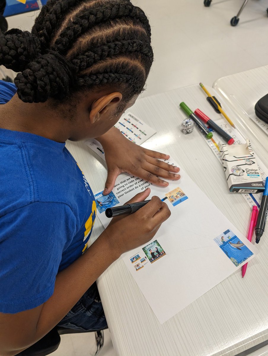 Few days late but my students and I had a blast celebrating Women's History Month by reading about Shark Lady, Eugenie Clark, and using Ozobots to code through the major moments in her life. Thank you <a href="/Ozobot/">Ozobot</a> for having a wonderful library of lessons to choose from! #OzobotCE