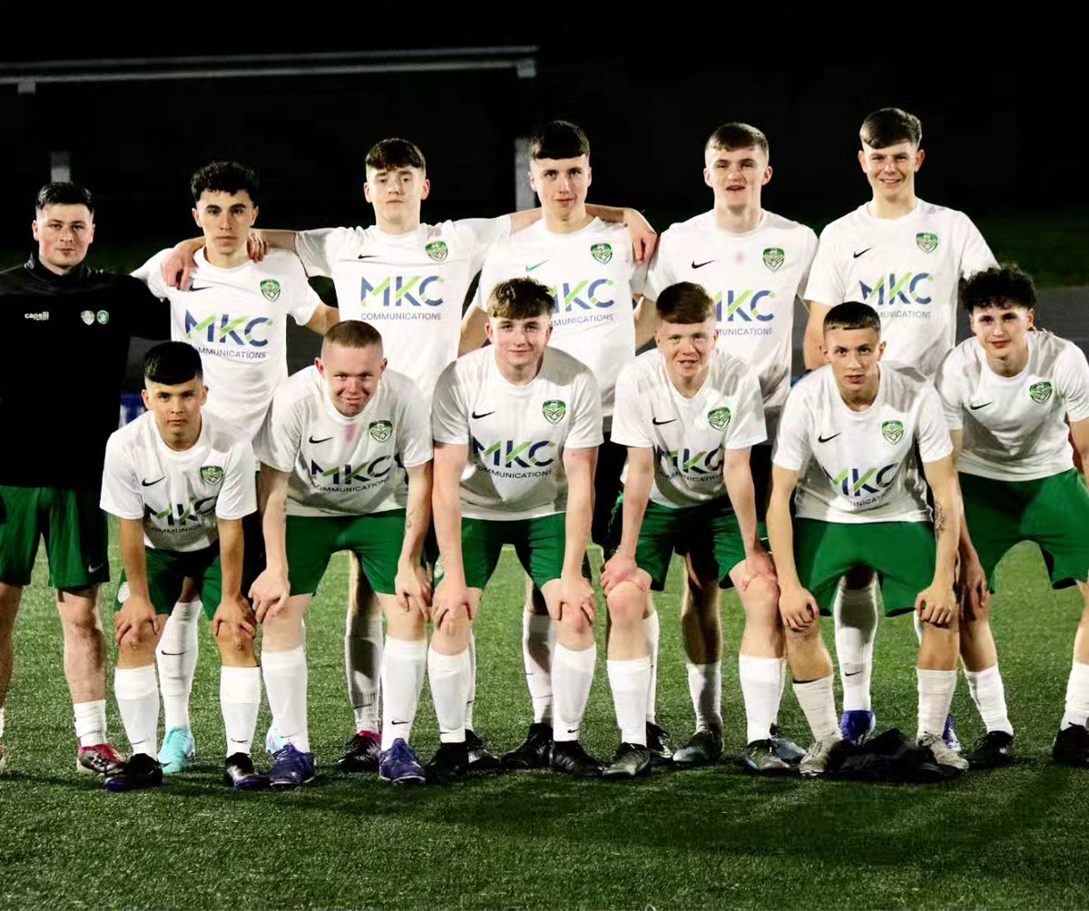 ELC_Las_Rozas's tweet photo. 🇪🇸🇮🇪

We welcome 👋🏻 our friends from @Cabinteely_FC , who started their stage in #LasRozas today.

Tonight, they played a game against our #SeniorB in #ElAbajon 

🫶 Thank you for your visit and we wish you a happy stay!

🔴⚪️ https://t.co/Slghm9fzHF
