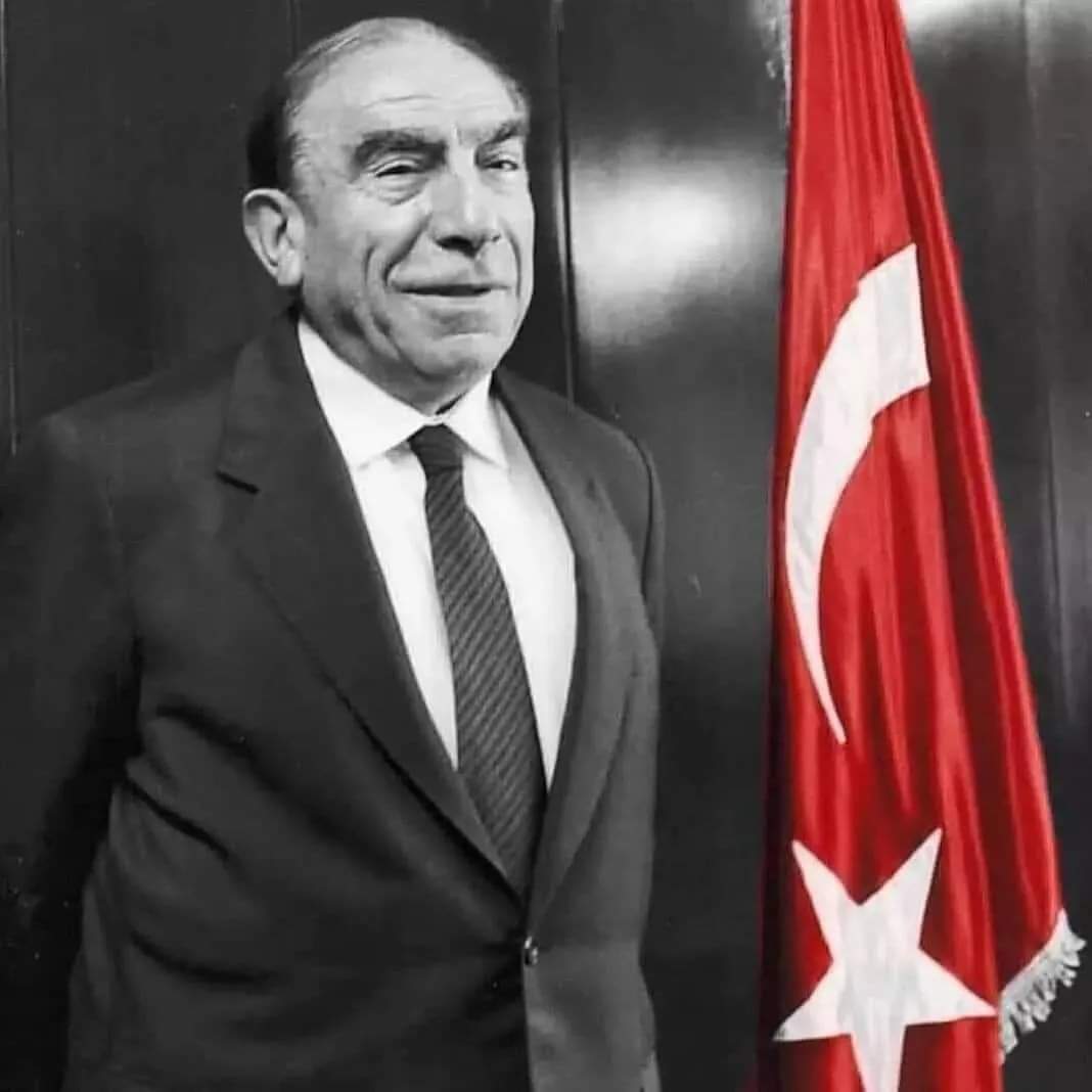 O, Türk Dünyası’nın en eminiydi, O, yine bahar gelecek yeminiydi. Rahmet olsun Türk’ün son başbuğuna. Başbuğ #alparslantürkeş🇹🇷