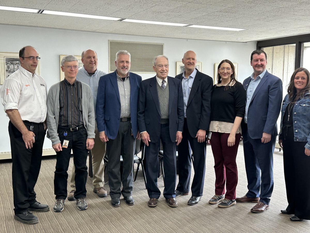 Traveling throughout the state, Senator @ChuckGrassley visited Oelwein, Forest City and Charles City today continuing his 44th annual #99countymeetings. Today’s questions covered border security, foreign ownership of farmland, tax policy and more.