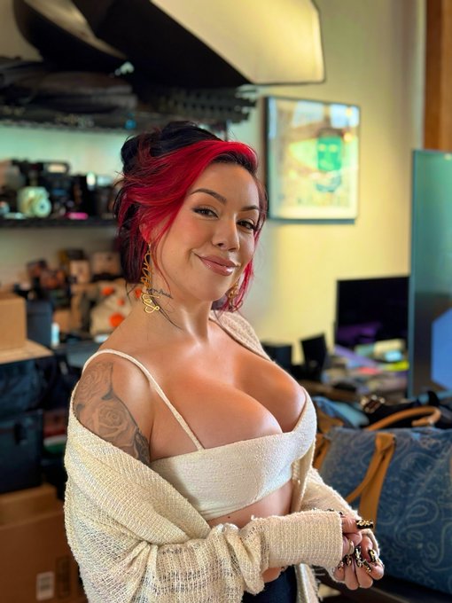 🪽🤍🪽 https://t.co/VT02SHnKGc