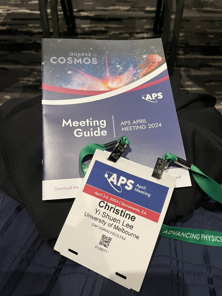 Christine L. 🐋 tweet media