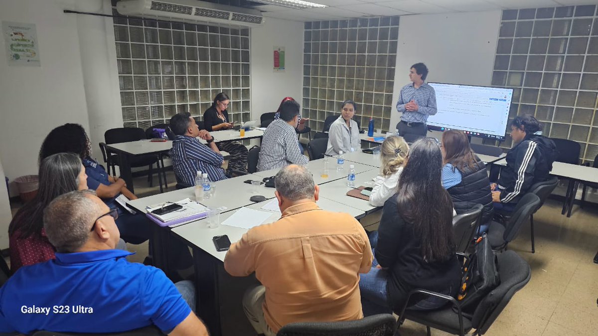 OPSOMSVenezuela's tweet image. El departamento Evidencia e Inteligencia para la Acción en Salud de @opsoms apoya el desarrollo de protocolos para fortalecer el abordaje de la salud materna y neonatal en Venezuela junto al @MinSaludVE, el @Mincyt_VE y sociedades científicas.