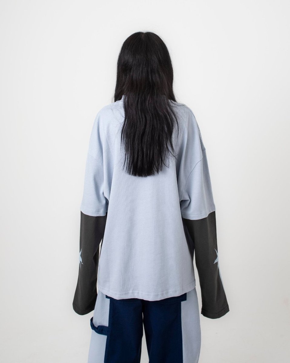 🆕️ تشكيلةجديدة | Loose Fit Printed Long Sleeved T-Shirt.
السعر: 115 دينار
المقاسات S,M,L,XL
متوفر خدمة أدفع لي، موبي كاش، يسر باي 💳

العنوان/بنغازي، فنيسيا شارع عبدالصمد قبل براند اوتليت.
يوجد لدينا توصيل لجميع مدن ليبيا 🚚