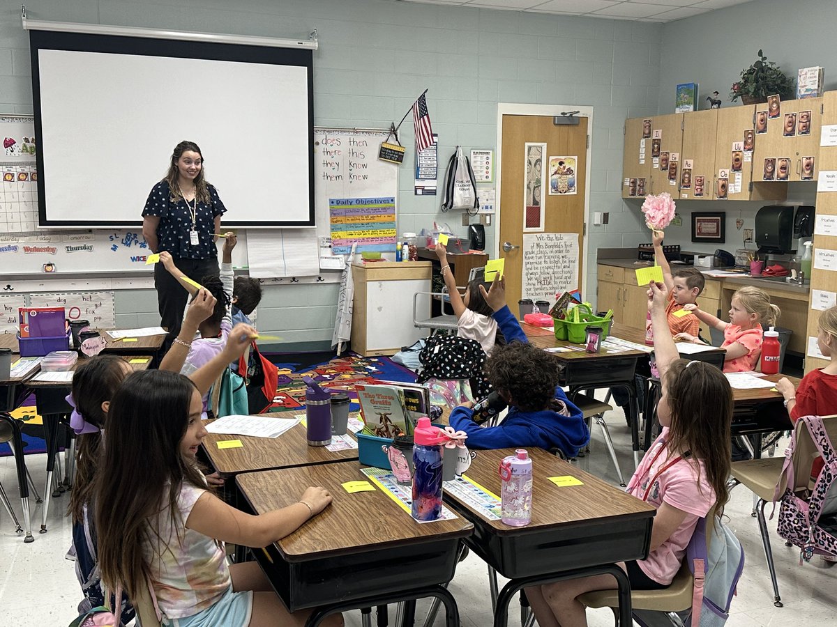 Ms. Davidson did a fun and engaging activity with exclamatory sentences today! She’s going to be an amazing teacher! <a href="/GFESWildcats/">Goodwin Frazier</a>