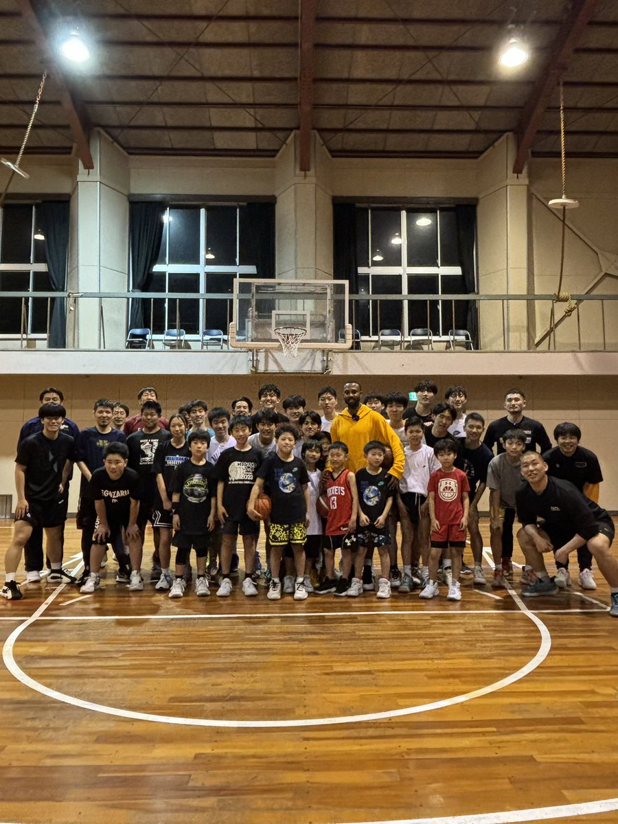 Shots up at an ancient temple, late night tonkatsu, witnessing cherry blossom for the first time, and good hoops…. I’m where I belong