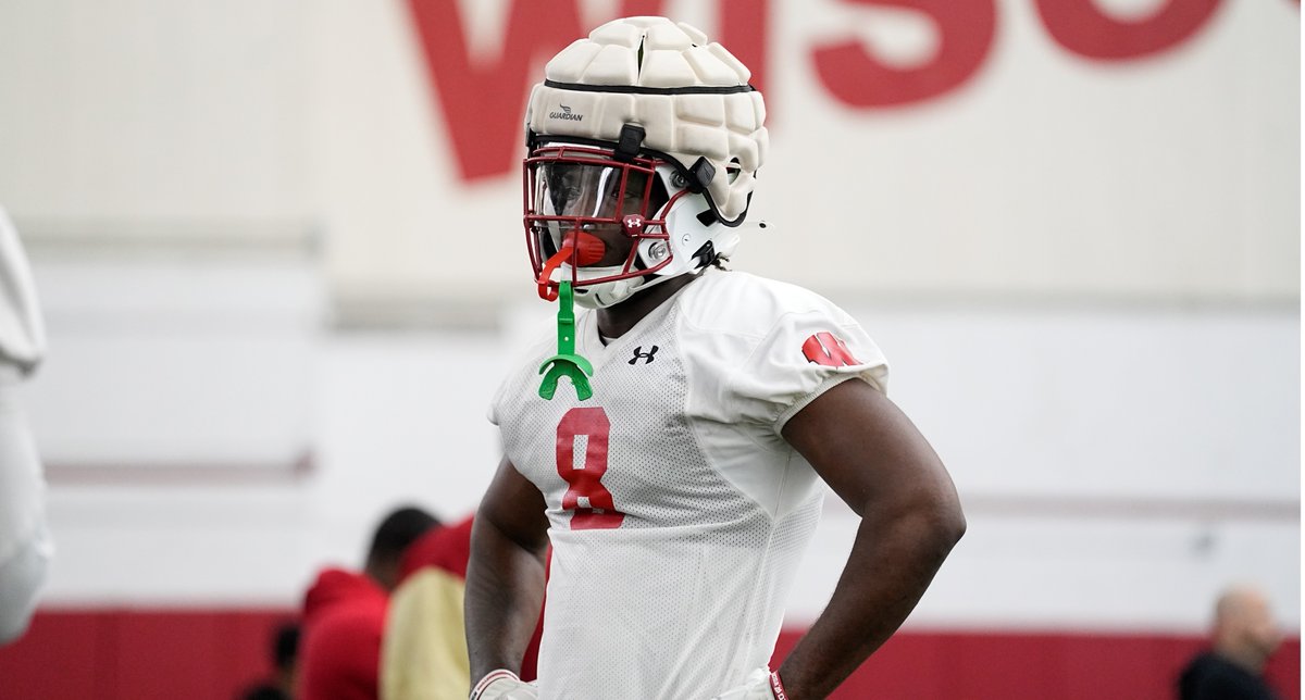 Adding length and athleticism was a big point of emphasis for the #Badgers in the off-season. It's early in spring ball, but so far, UW likes the returns. 247sports.com/college/wiscon…