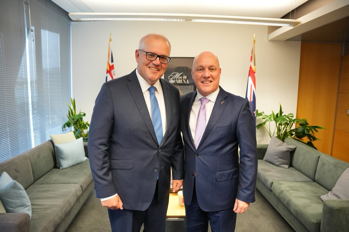 So good to catch up with NZ PM Christopher Luxon in Wellington for a one-on-one discussion at the Beehive yesterday. Kiaora PM. Great to see you and share some insights together.