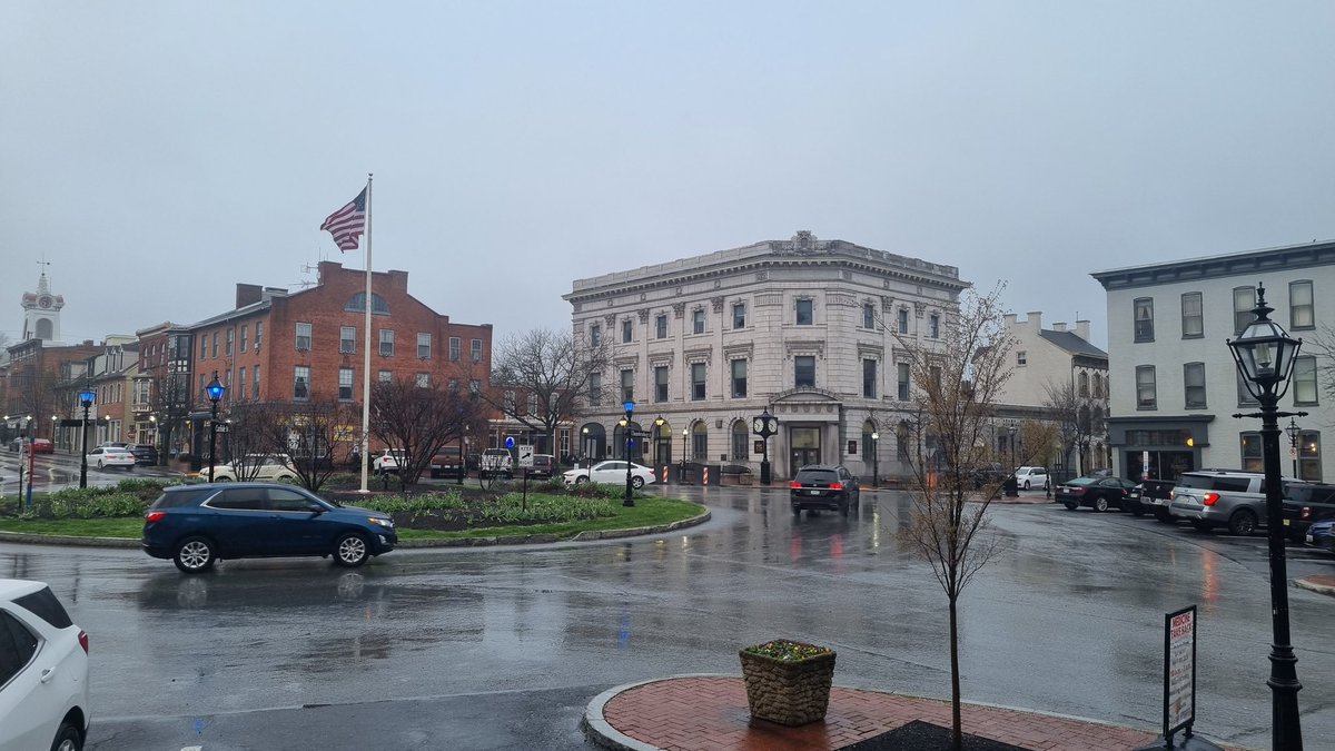 Real bucket list trip today! Had a great day out exploring the Gettysburg Battlefield with @PatDonahoeArmy and friends, amazing experience. Now for a rainy beer in town 🍺