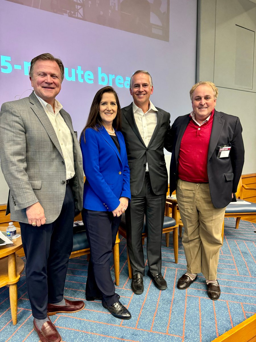 It was an honor to join Pablo Vegas of @ERCOT_ISO, Pat Wood of Hunt Energy Network and Brett Perlman at the @Harvard @HBSCHouston Energy CEO Summit today for a panel on the #Texas electric grid, the future of energy and how we harness our Texas-sized potential to get there. 💡